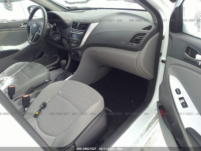 Photo 4 VIN: KMHCT5AEXFU205656 - HYUNDAI ACCENT 