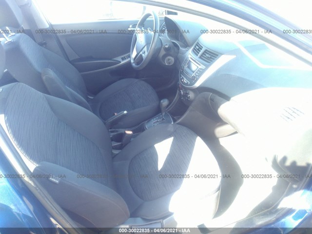 Photo 4 VIN: KMHCT5AEXGU238433 - HYUNDAI ACCENT 