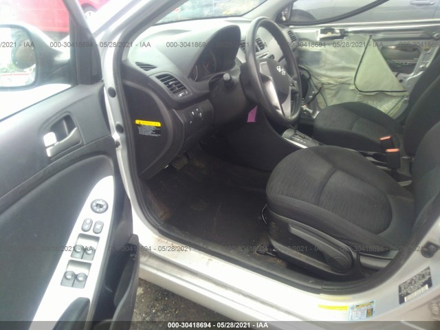 Photo 4 VIN: KMHCT5AEXGU243776 - HYUNDAI ACCENT 