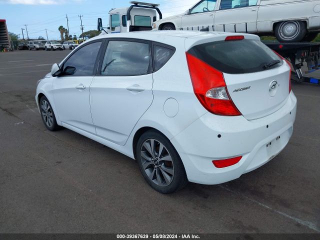 Photo 2 VIN: KMHCT5AEXHU331213 - HYUNDAI ACCENT 