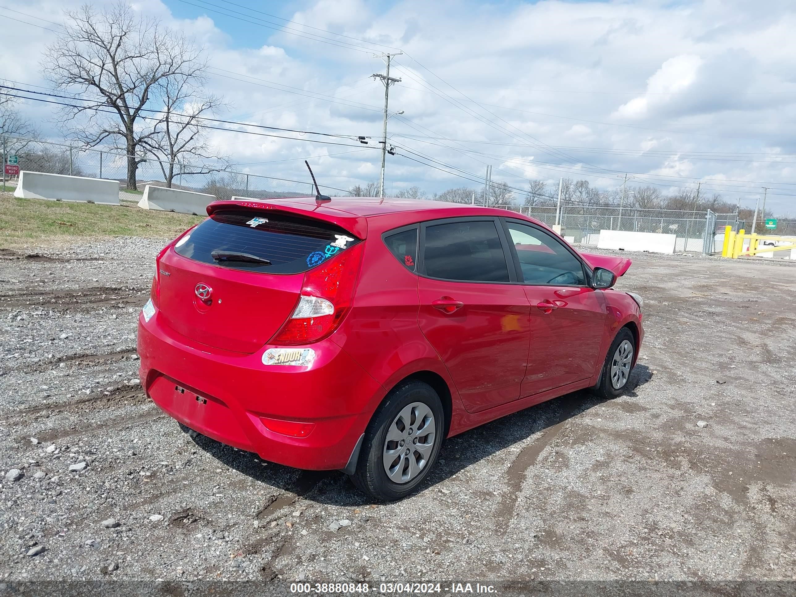 Photo 3 VIN: KMHCT5AEXHU350893 - HYUNDAI ACCENT 