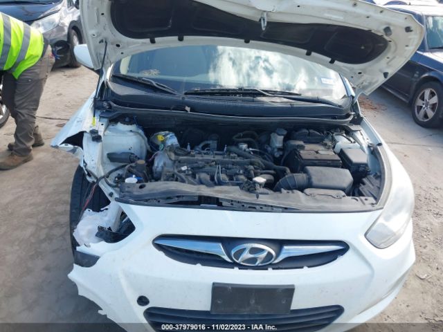 Photo 9 VIN: KMHCU4AE0CU097762 - HYUNDAI ACCENT 