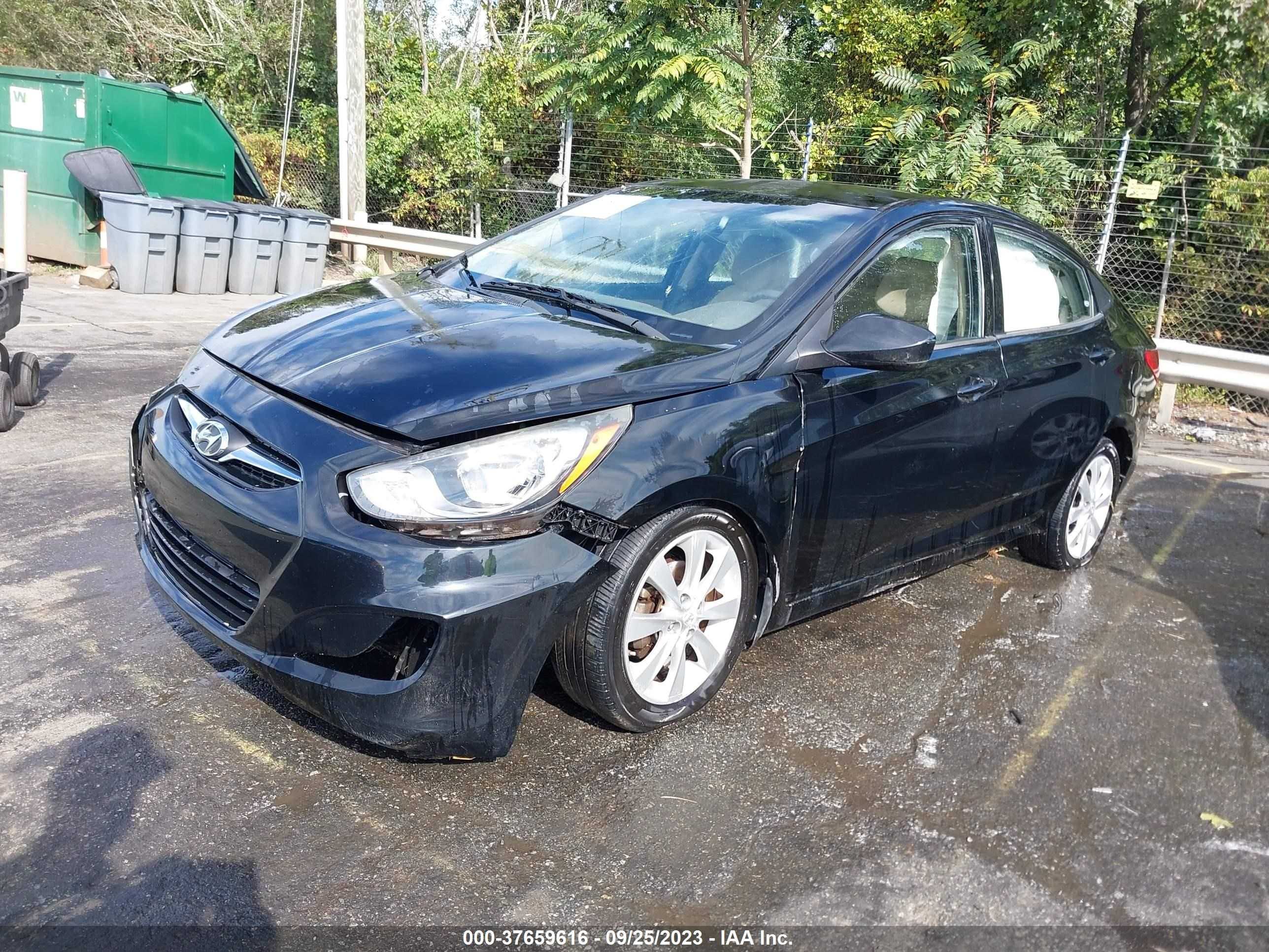 Photo 1 VIN: KMHCU4AE0CU136043 - HYUNDAI ACCENT 