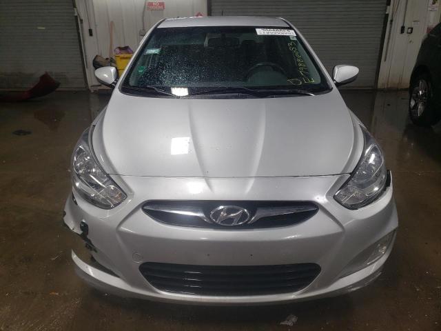 Photo 4 VIN: KMHCU4AE0CU167910 - HYUNDAI ACCENT 