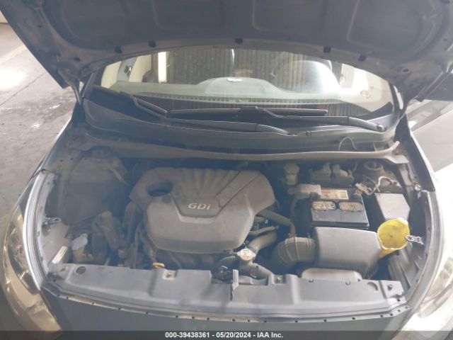 Photo 9 VIN: KMHCU4AE0CU241682 - HYUNDAI ACCENT 