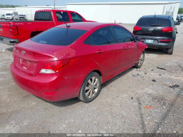 Photo 3 VIN: KMHCU4AE0DU381779 - HYUNDAI ACCENT 