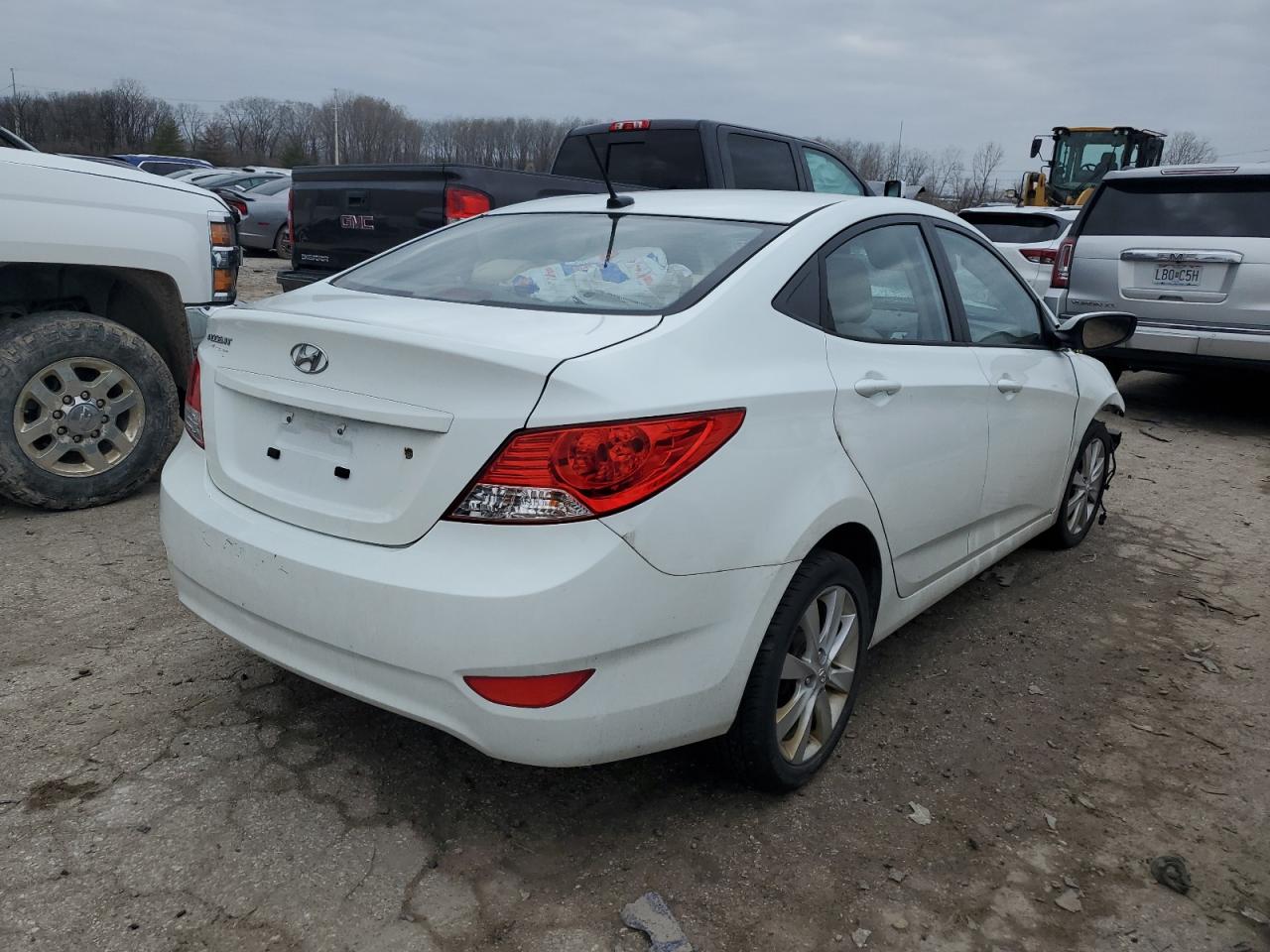 Photo 2 VIN: KMHCU4AE0EU775378 - HYUNDAI ACCENT 