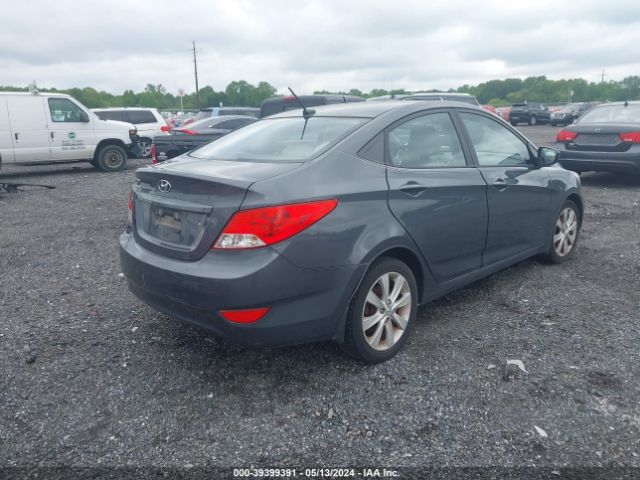 Photo 3 VIN: KMHCU4AE1CU166555 - HYUNDAI ACCENT 