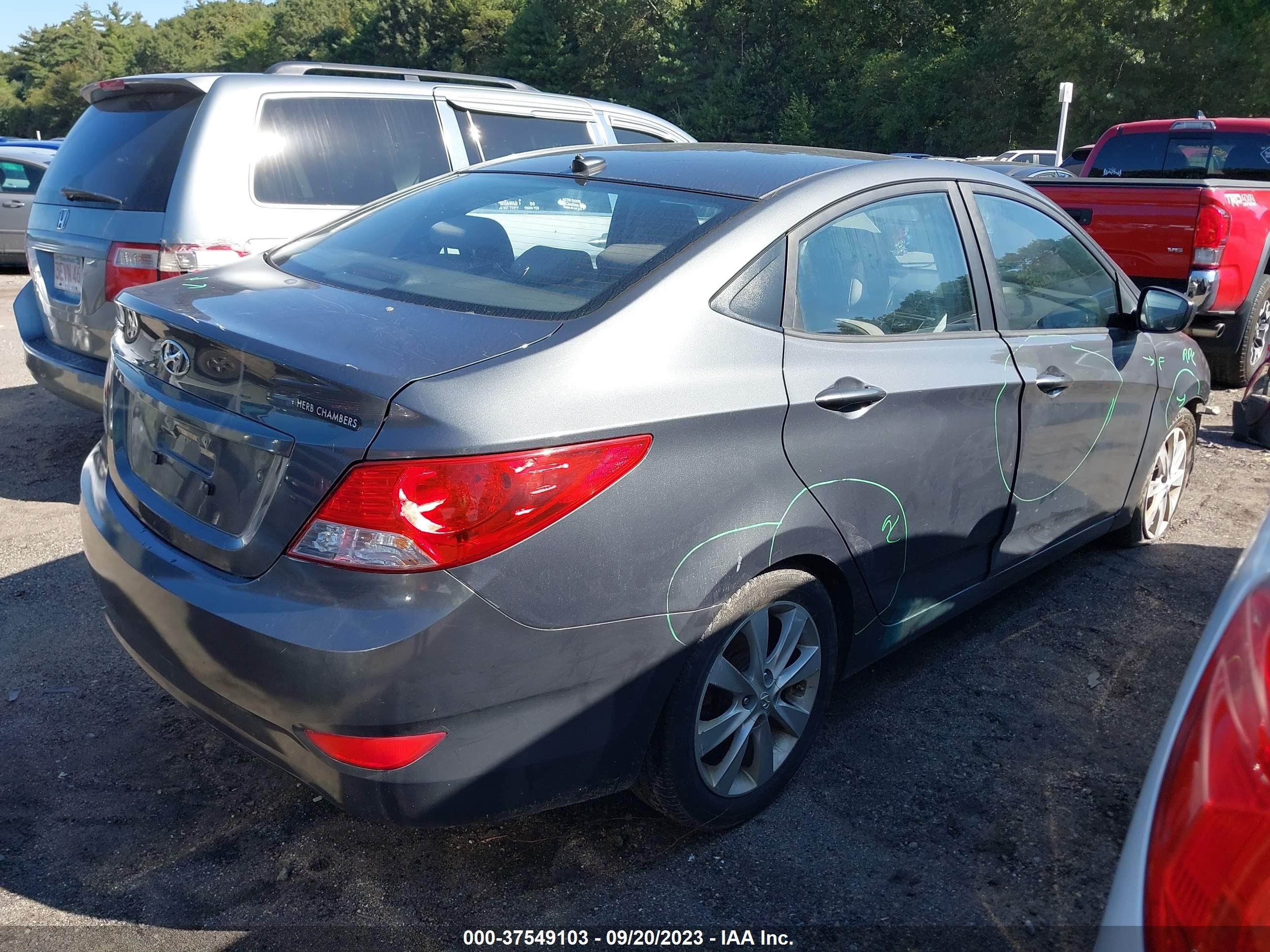 Photo 3 VIN: KMHCU4AE1DU278290 - HYUNDAI ACCENT 