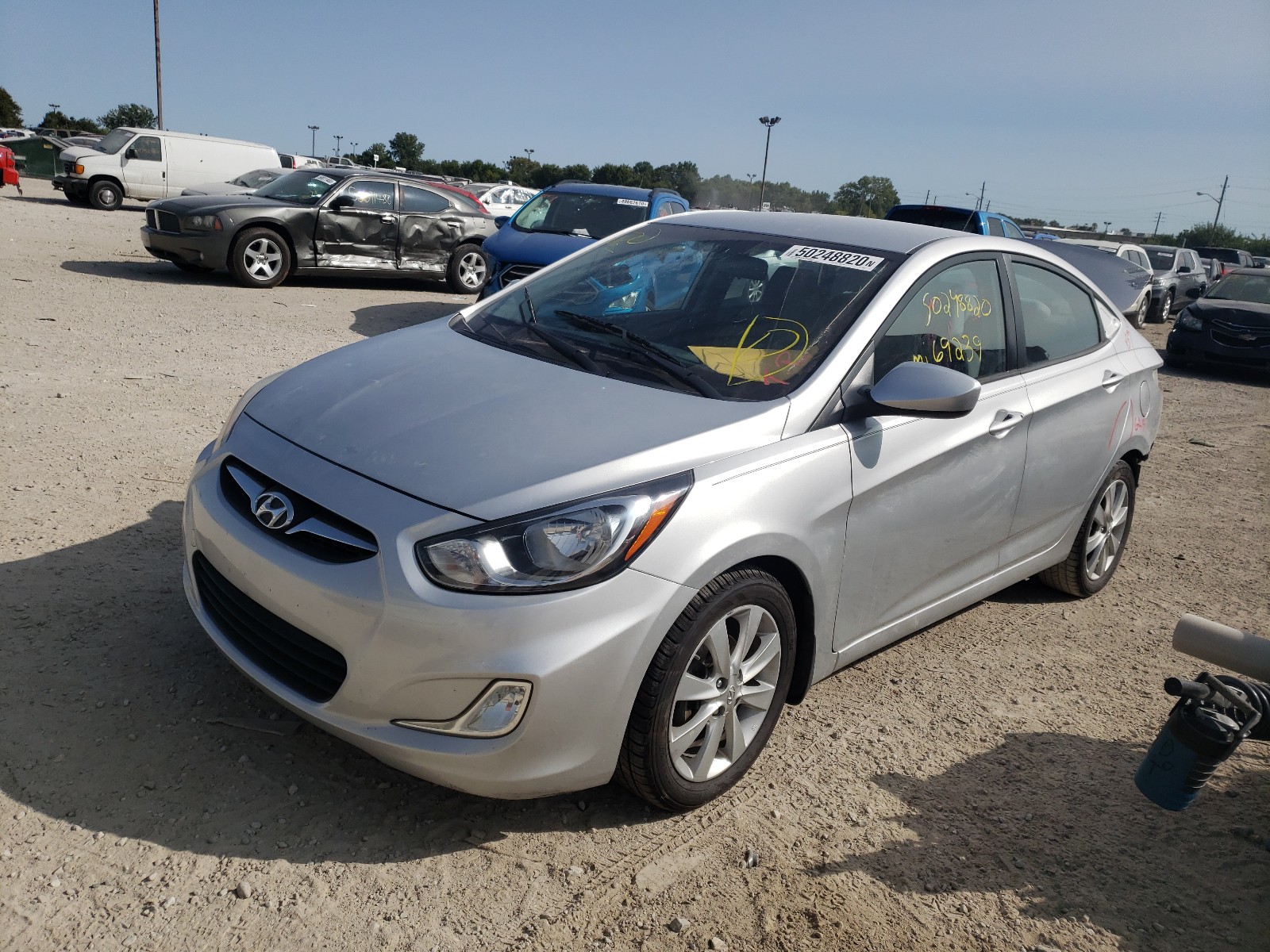 Photo 1 VIN: KMHCU4AE2CU167021 - HYUNDAI ACCENT GLS 