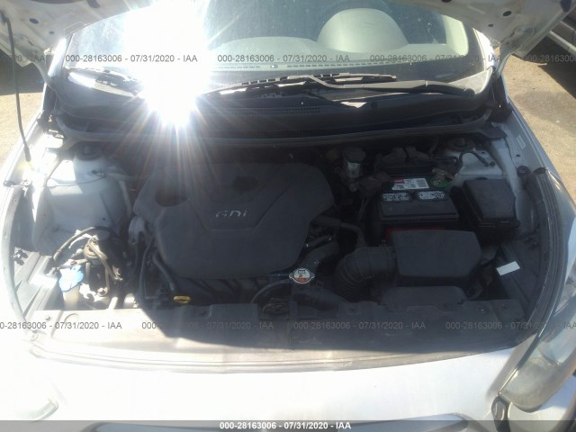 Photo 9 VIN: KMHCU4AE2CU186443 - HYUNDAI ACCENT 