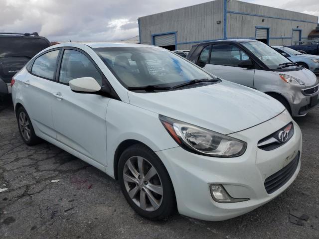 Photo 3 VIN: KMHCU4AE2CU210109 - HYUNDAI ACCENT 