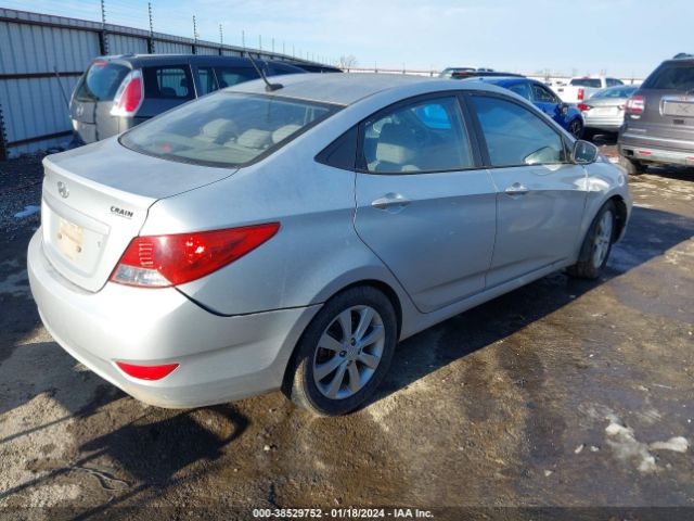 Photo 3 VIN: KMHCU4AE2DU446941 - HYUNDAI ACCENT 