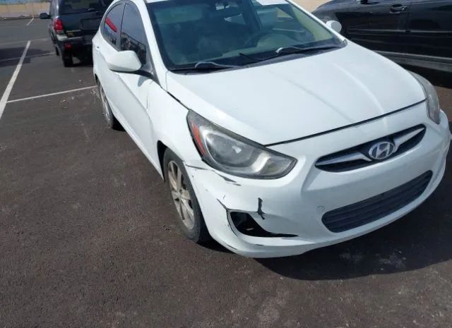 Photo 5 VIN: KMHCU4AE3CU076162 - HYUNDAI ACCENT 