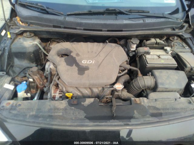 Photo 9 VIN: KMHCU4AE3CU097979 - HYUNDAI ACCENT 