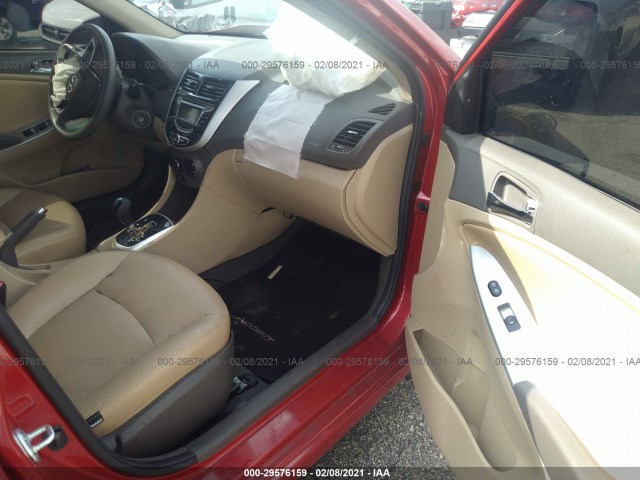 Photo 4 VIN: KMHCU4AE3DU423779 - HYUNDAI ACCENT 