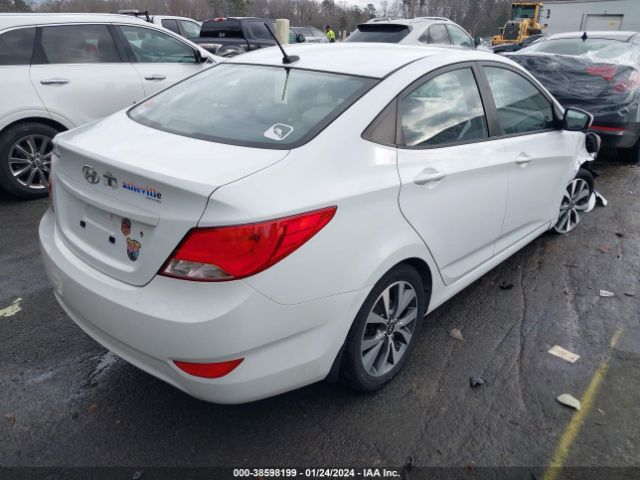 Photo 3 VIN: KMHCU4AE3FU822193 - HYUNDAI ACCENT 