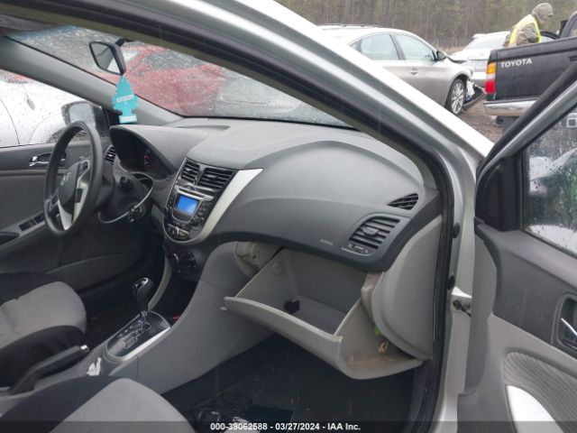 Photo 4 VIN: KMHCU4AE4CU113218 - HYUNDAI ACCENT 