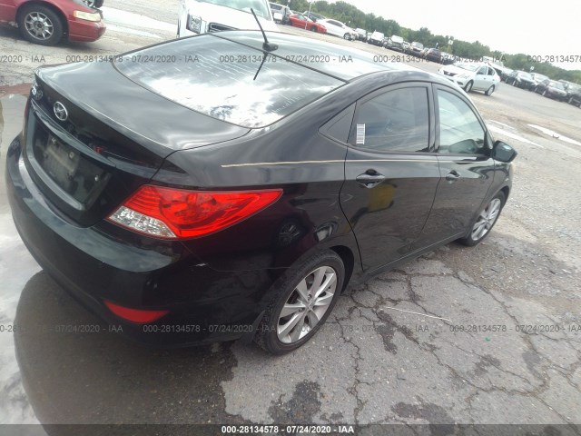 Photo 3 VIN: KMHCU4AE4DU425380 - HYUNDAI ACCENT 