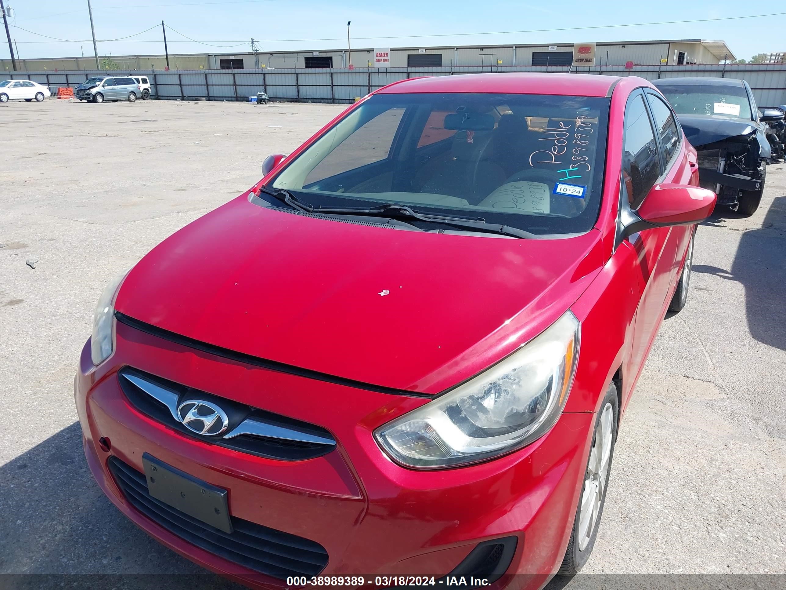 Photo 5 VIN: KMHCU4AE5CU087339 - HYUNDAI ACCENT 