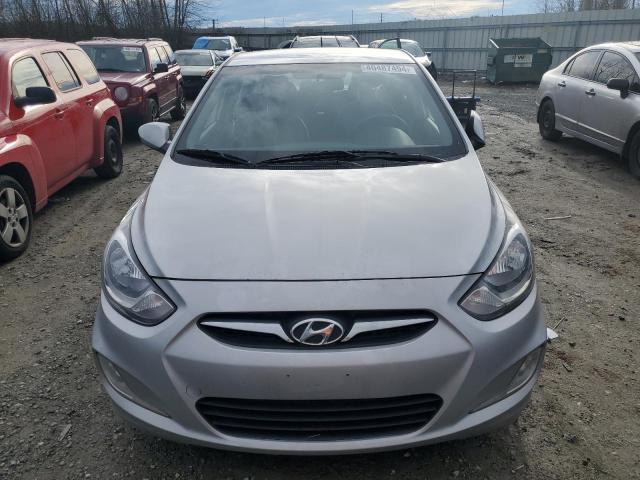 Photo 4 VIN: KMHCU4AE5DU434475 - HYUNDAI ACCENT 