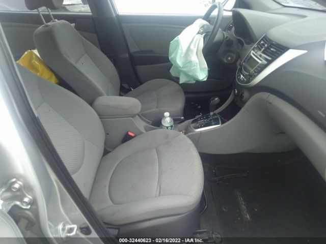 Photo 4 VIN: KMHCU4AE5DU451390 - HYUNDAI ACCENT 