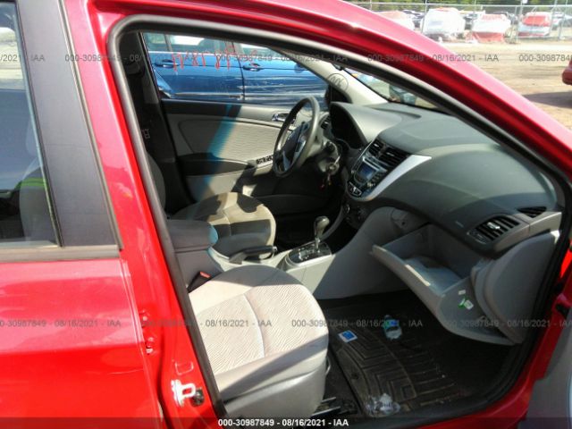 Photo 4 VIN: KMHCU4AE5DU581380 - HYUNDAI ACCENT 