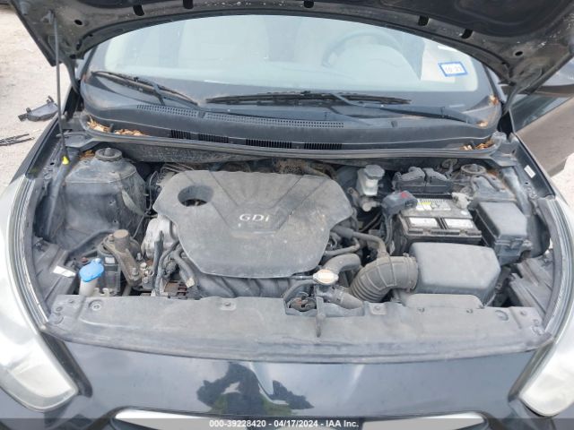 Photo 9 VIN: KMHCU4AE6CU097037 - HYUNDAI ACCENT 