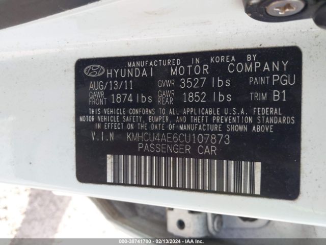 Photo 8 VIN: KMHCU4AE6CU107873 - HYUNDAI ACCENT 