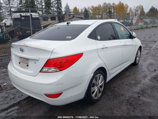 Photo 3 VIN: KMHCU4AE6CU184291 - HYUNDAI ACCENT 