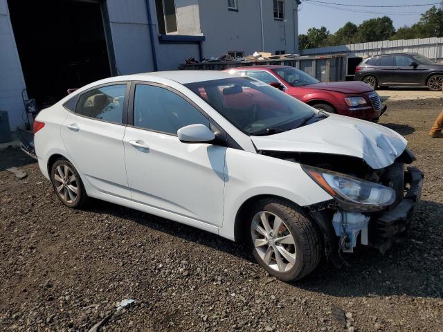 Photo 3 VIN: KMHCU4AE6DU380295 - HYUNDAI ACCENT GLS 