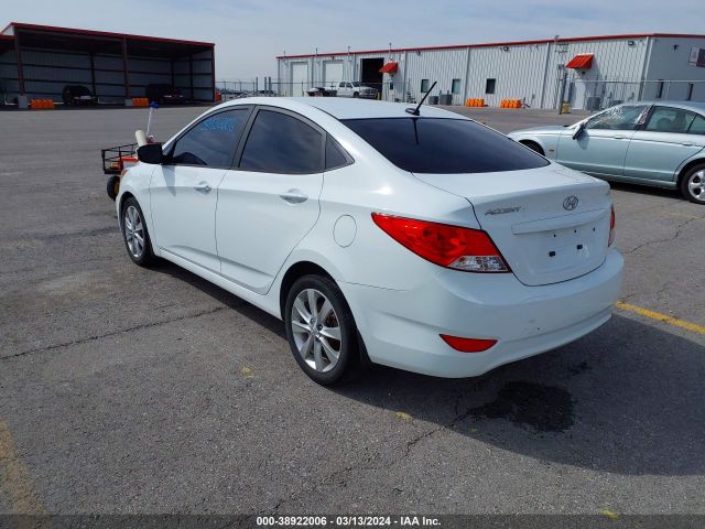 Photo 2 VIN: KMHCU4AE6EU768628 - HYUNDAI ACCENT 