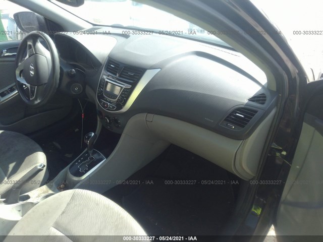 Photo 4 VIN: KMHCU4AE7CU187460 - HYUNDAI ACCENT 