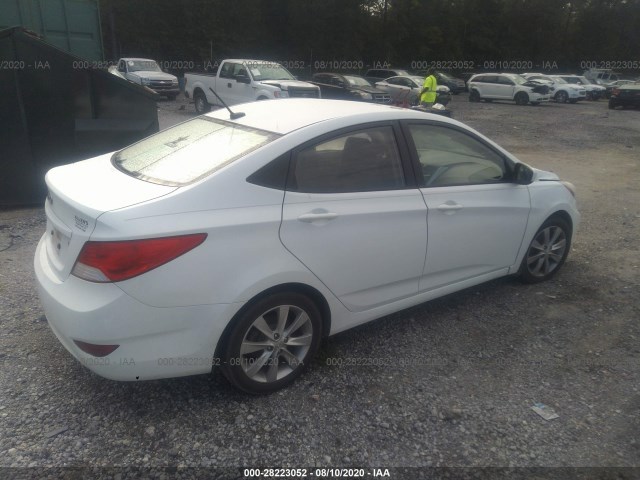 Photo 3 VIN: KMHCU4AE7DU452959 - HYUNDAI ACCENT 