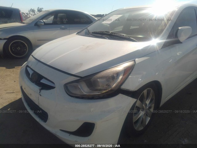 Photo 5 VIN: KMHCU4AE9CU138034 - HYUNDAI ACCENT 