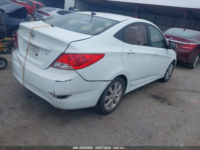 Photo 3 VIN: KMHCU4AEXDU288090 - HYUNDAI ACCENT 