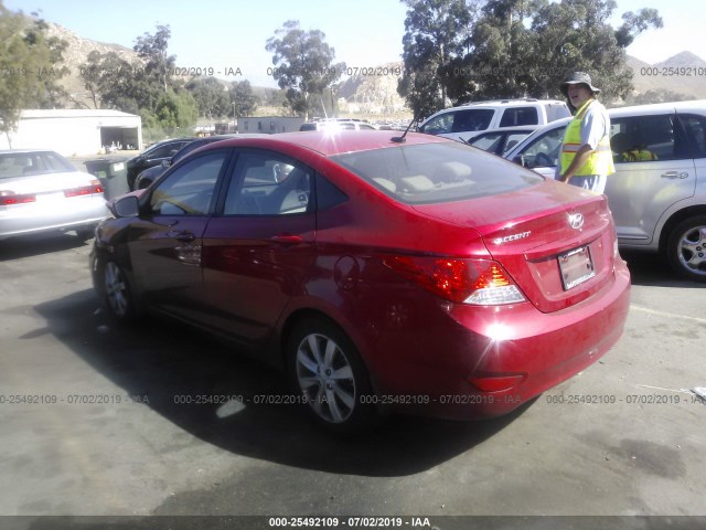 Photo 2 VIN: KMHCU4AEXDU327986 - HYUNDAI ACCENT 