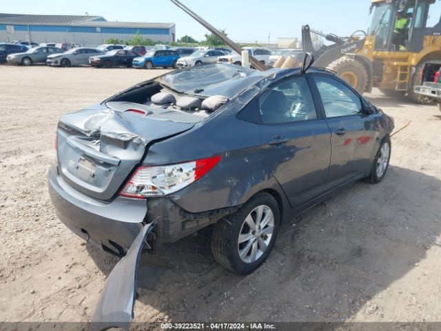 Photo 3 VIN: KMHCU4AEXDU379943 - HYUNDAI ACCENT 