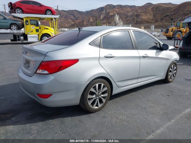 Photo 3 VIN: KMHCU4AEXGU045271 - HYUNDAI ACCENT 