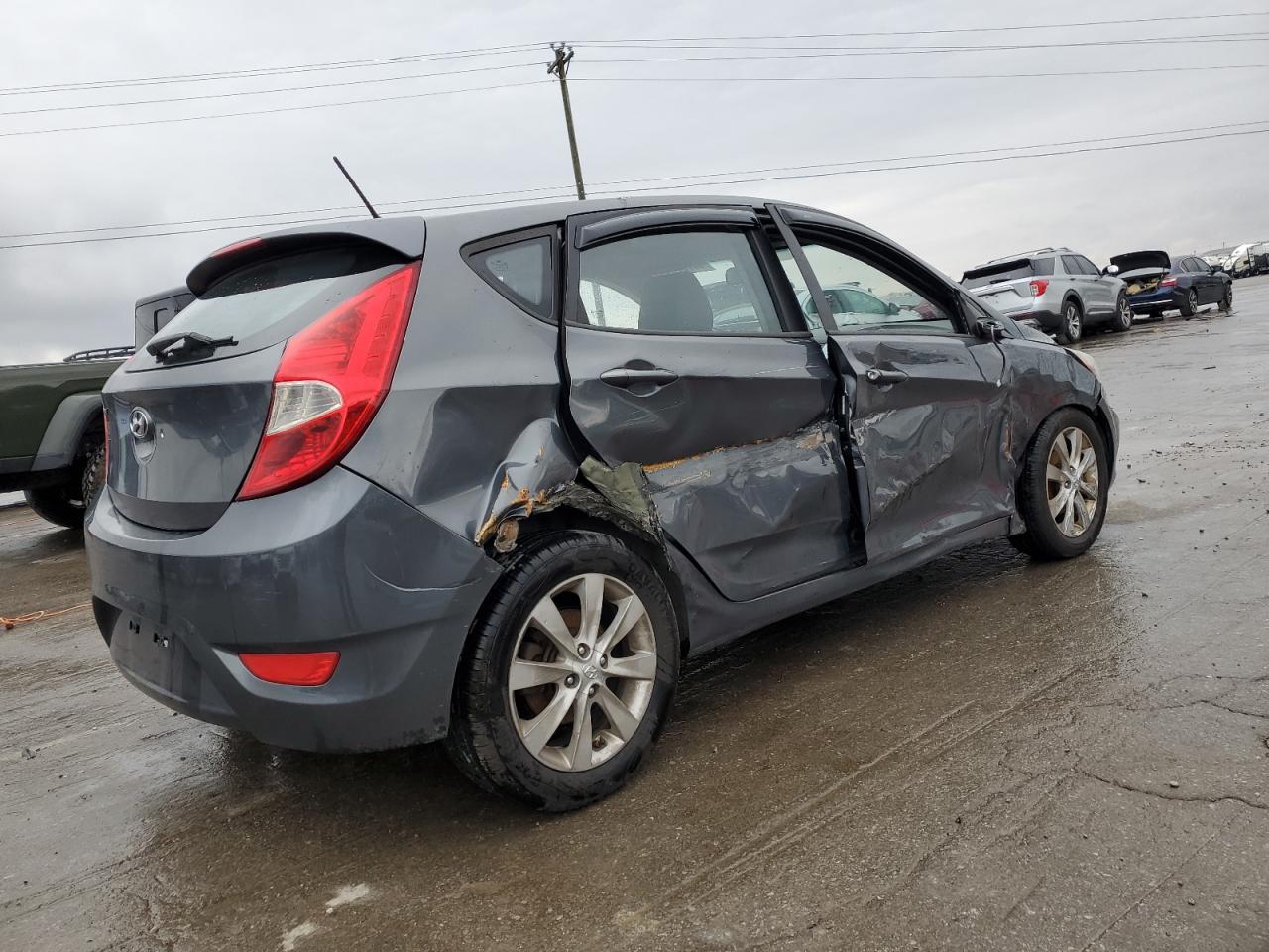 Photo 2 VIN: KMHCU5AE0CU004874 - HYUNDAI ACCENT 