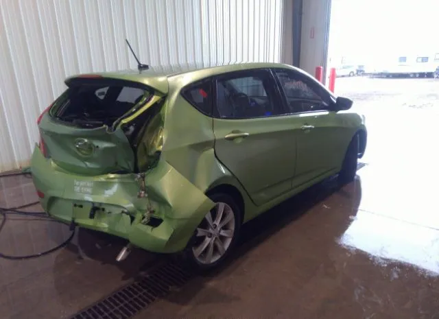 Photo 3 VIN: KMHCU5AE0CU017303 - HYUNDAI ACCENT 