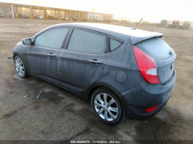 Photo 2 VIN: KMHCU5AE0CU053962 - HYUNDAI ACCENT 