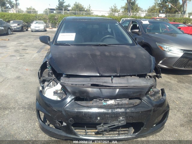 Photo 5 VIN: KMHCU5AE0CU059132 - HYUNDAI ACCENT 