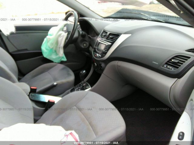 Photo 4 VIN: KMHCU5AE0DU116737 - HYUNDAI ACCENT 