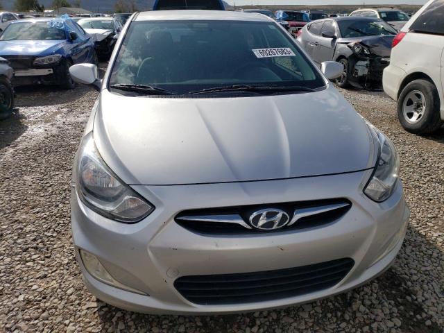 Photo 4 VIN: KMHCU5AE2CU017691 - HYUNDAI ACCENT 