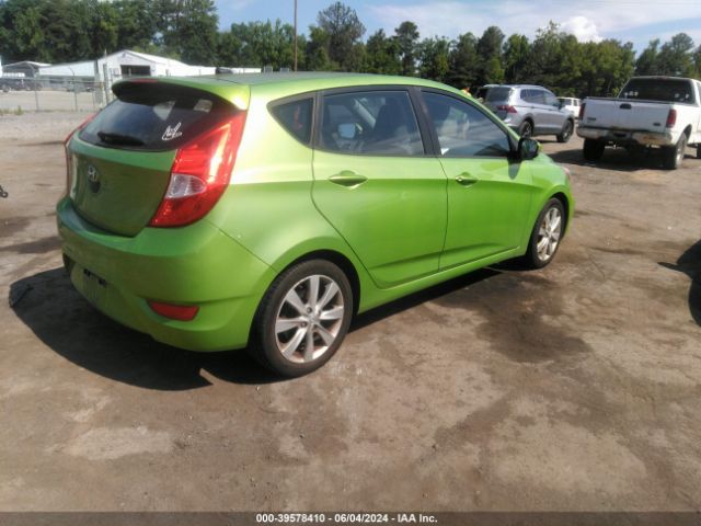 Photo 3 VIN: KMHCU5AE2DU077004 - HYUNDAI ACCENT 