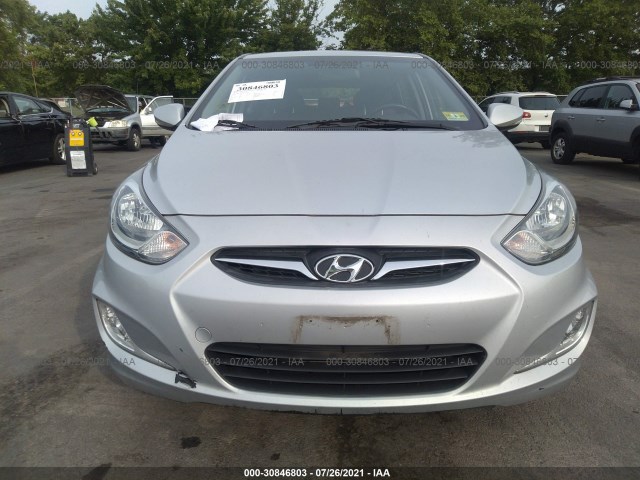 Photo 5 VIN: KMHCU5AE2DU137203 - HYUNDAI ACCENT 