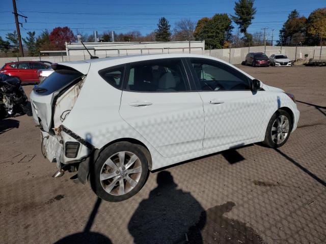 Photo 2 VIN: KMHCU5AE3CU008790 - HYUNDAI ACCENT GLS 