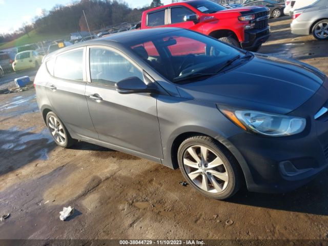 Photo 0 VIN: KMHCU5AE3DU065167 - HYUNDAI ACCENT 