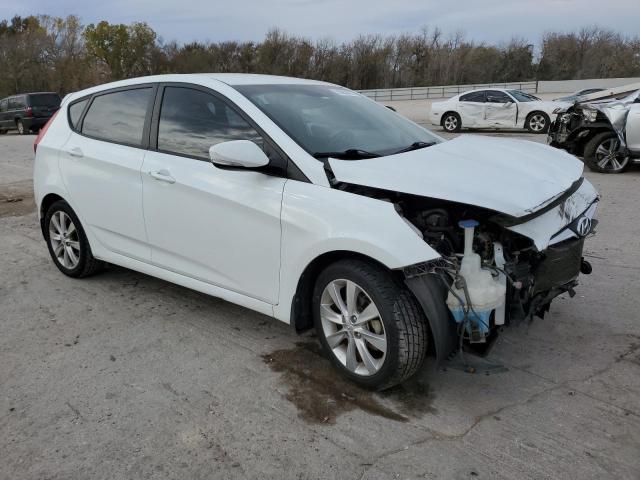 Photo 3 VIN: KMHCU5AE3DU085712 - HYUNDAI ACCENT 